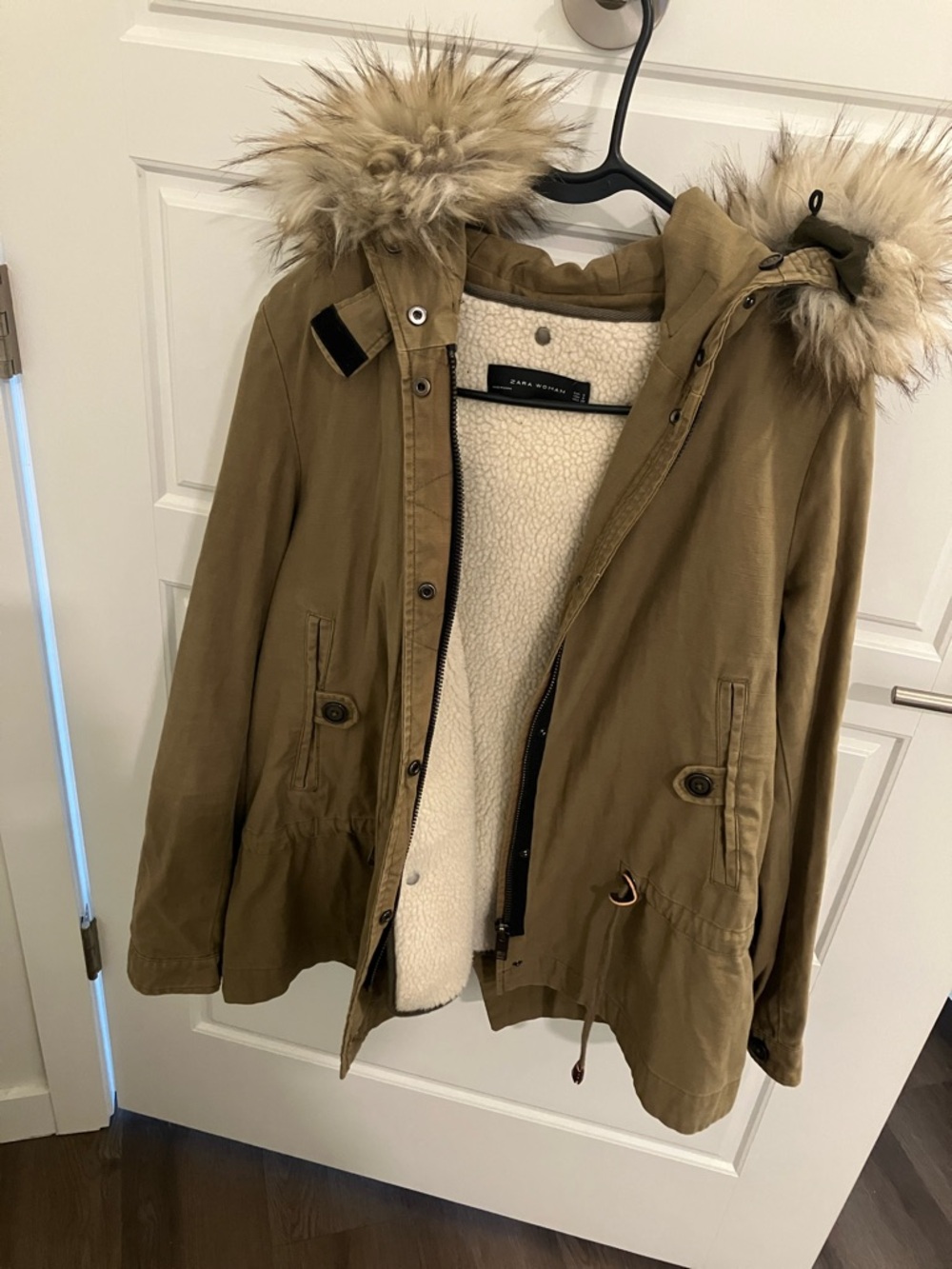 Zara Women's Tan Sherpa-Lined Utility Parka with Faux-Fur Hood